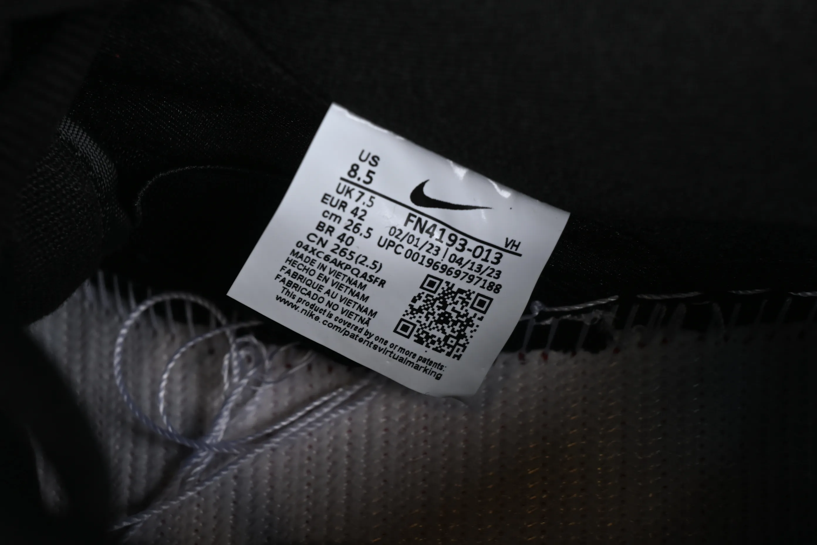 All categories Nk SB Dunk Series Nk SB Dunk Low low-top sneakers Eminem x Carhartt x Nk Dunk SB three-party joint brand electroplated black silver SB low-top casual sneakers FN4193-013